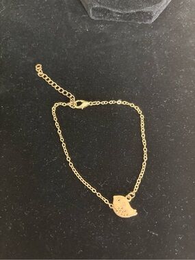 Gold Bird Pendant Chain Bracelet for Women